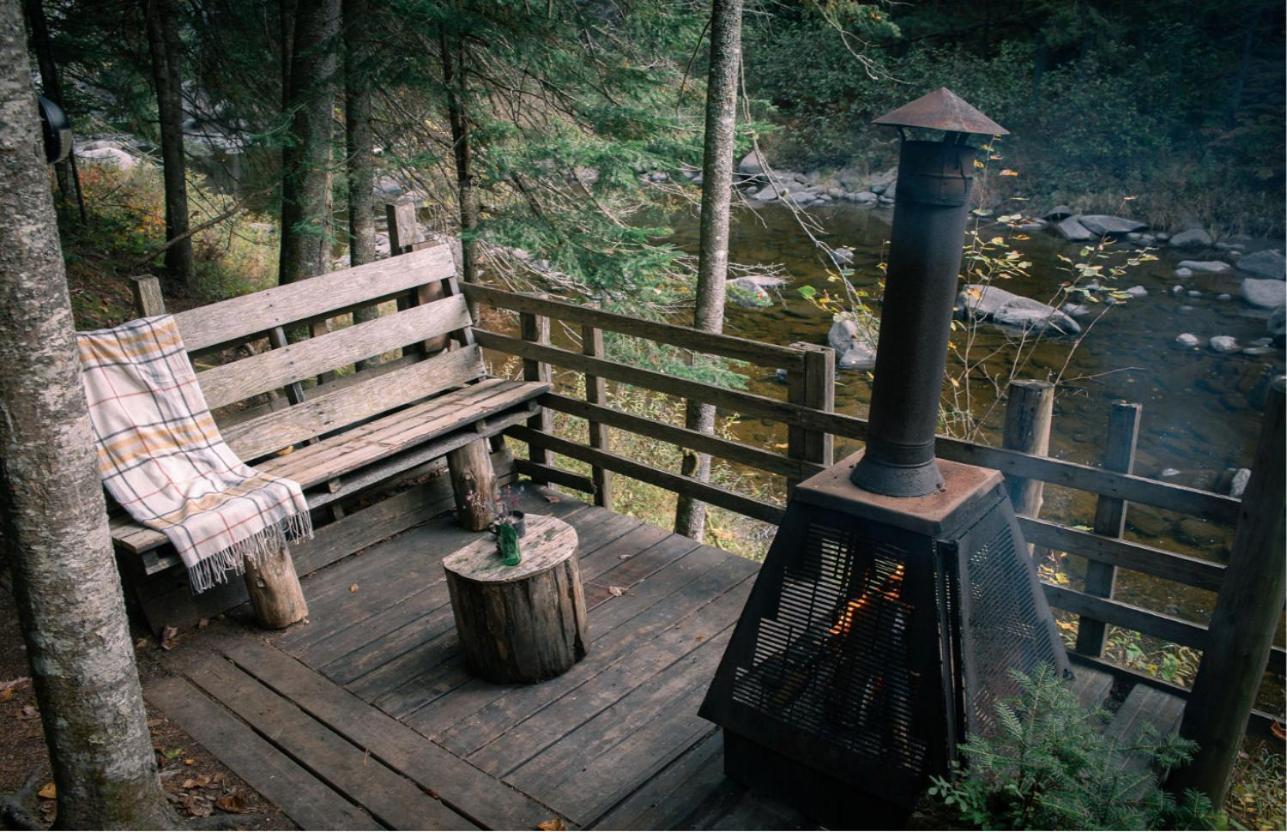 Aux Tipis De La Riviere Sauvage Saint Romain