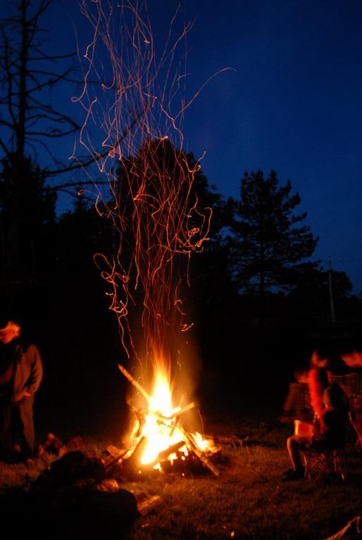 Aux Tipis De La Riviere Sauvage *