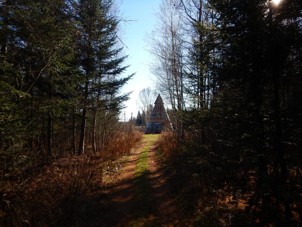 Chalet Aux Tipis De La Rivière Sauvage *